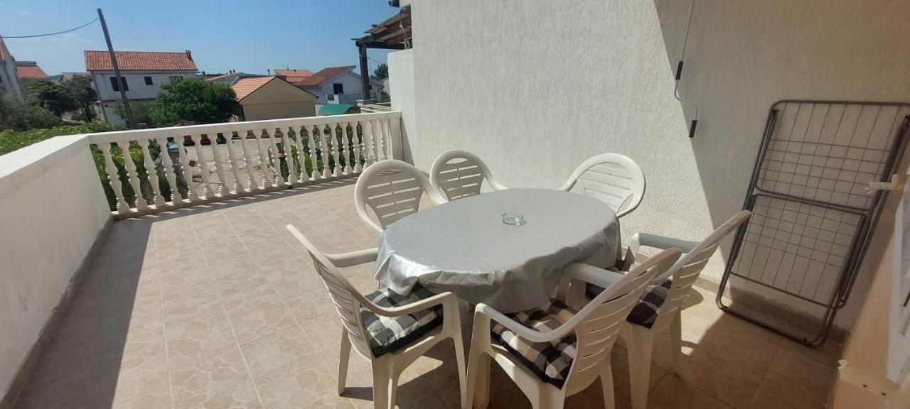 Apartment Zana Pirovac Eksteriør bilde