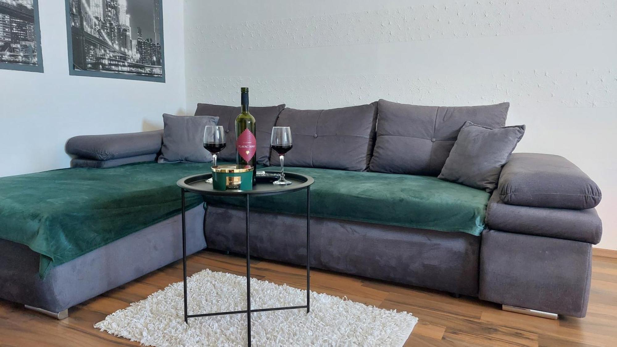 Apartment Zana Pirovac Eksteriør bilde